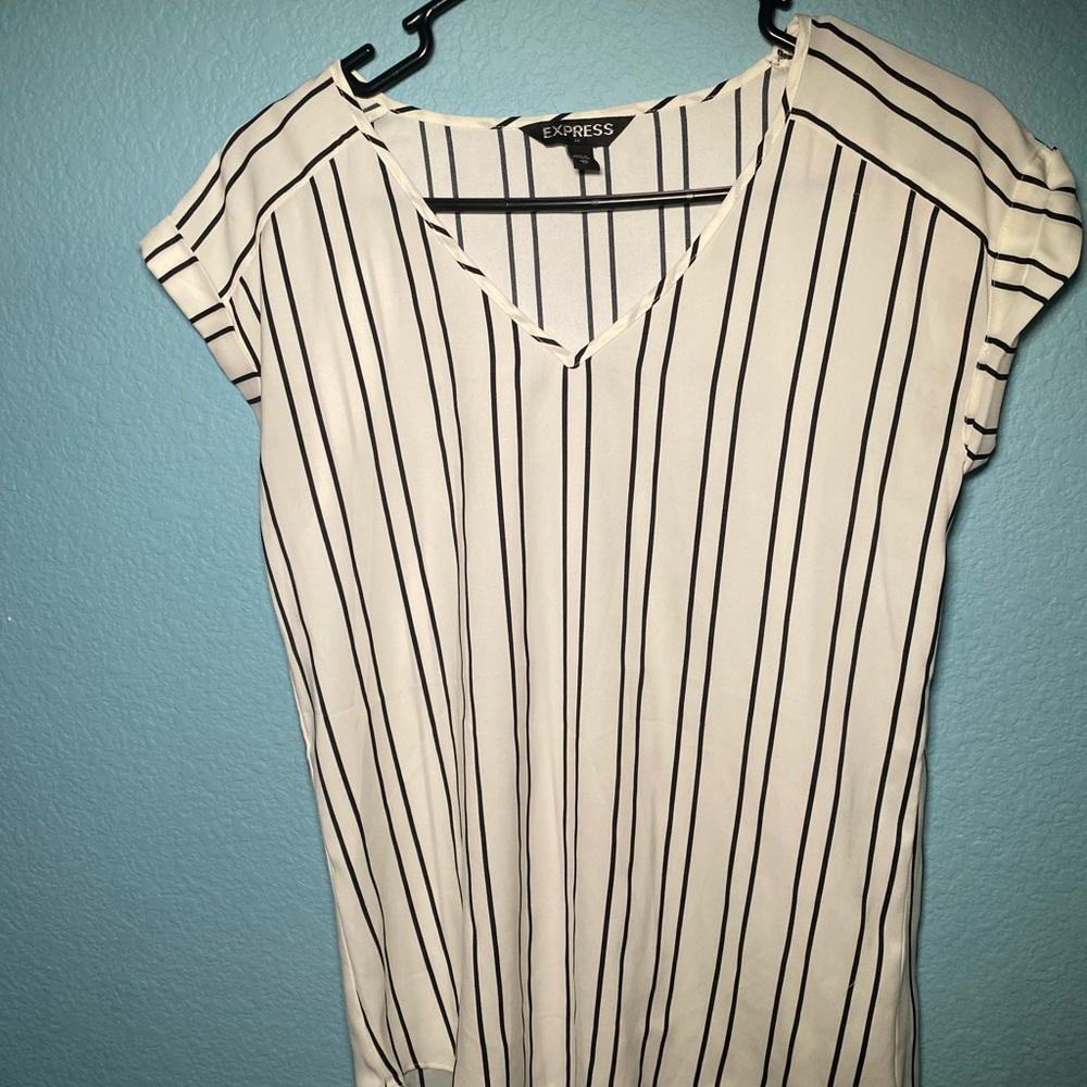 Express White Flutter Sleeve Blouse with Relaxed Fit